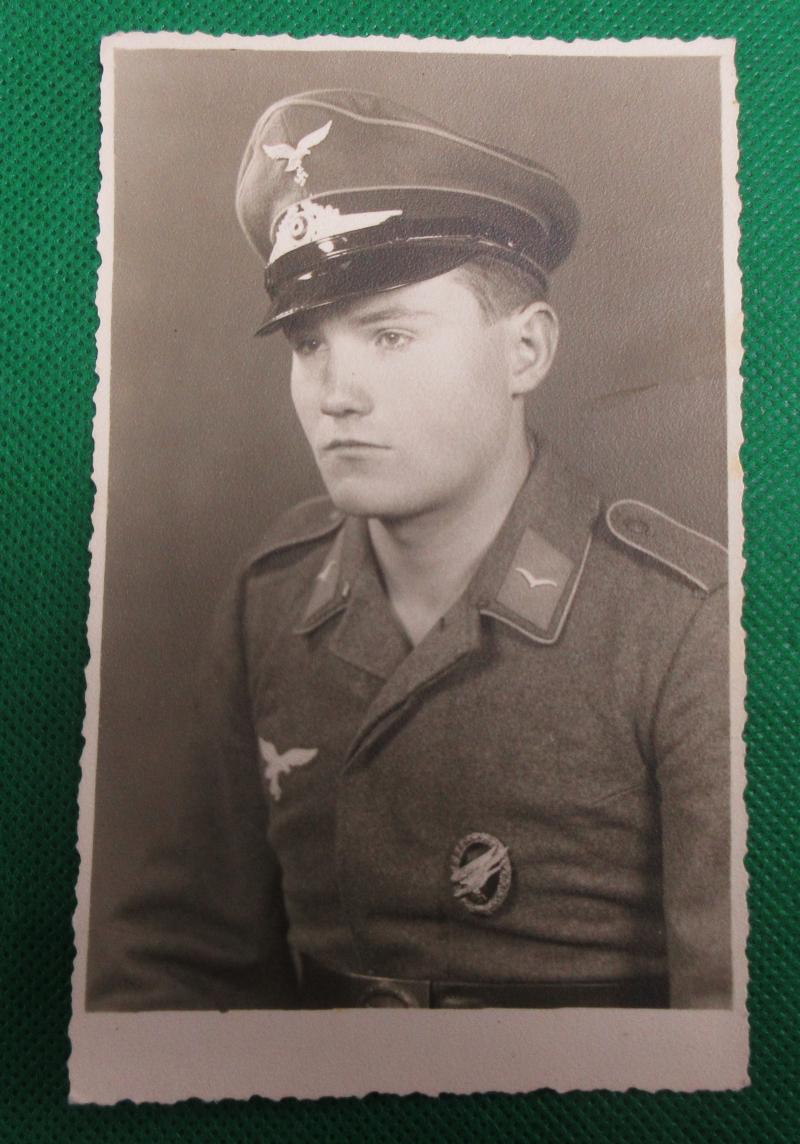 FALLSCHIRMJAGER POSTCARD
