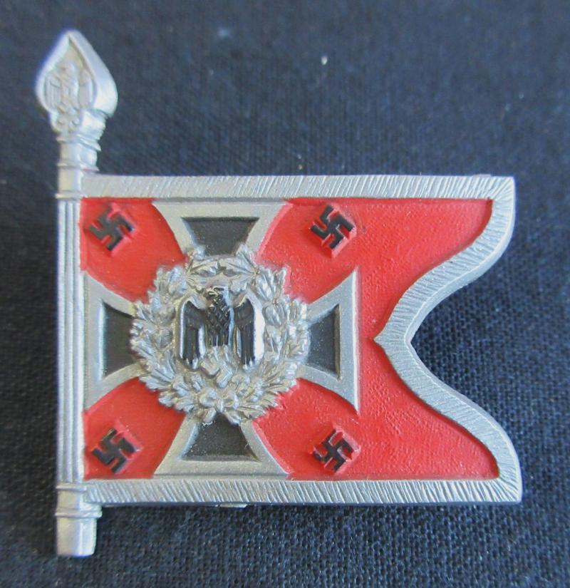 WHW FLAG BADGE (Artillerie)