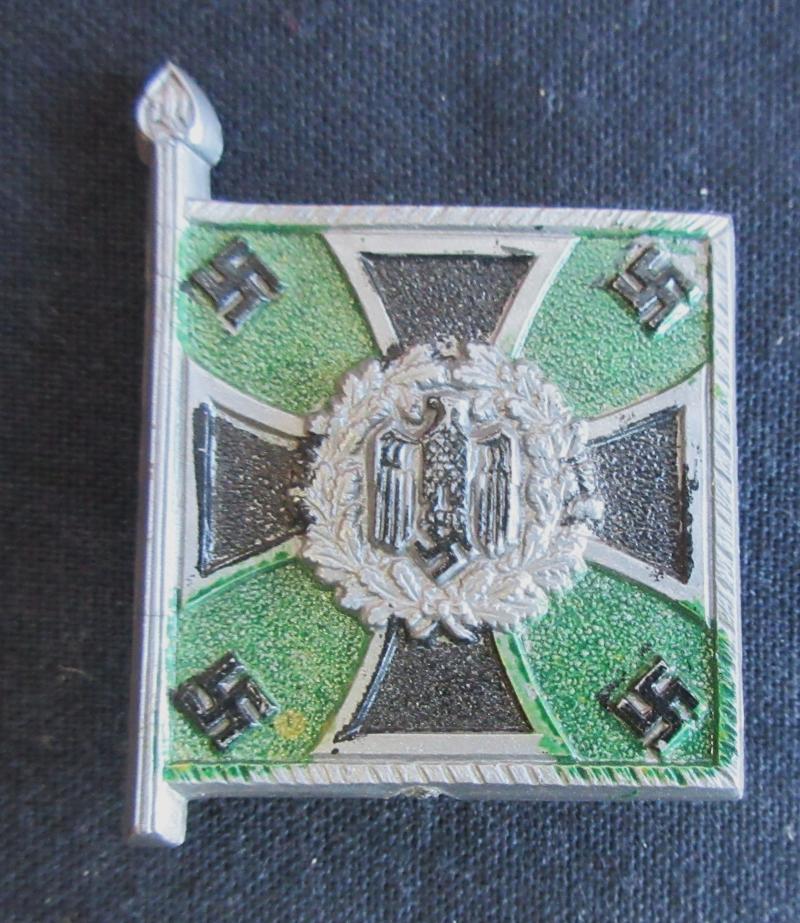WHW FLAG BADGE (Jager)