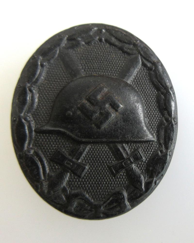 WW2 ISSUE BLACK WOUND BADGE