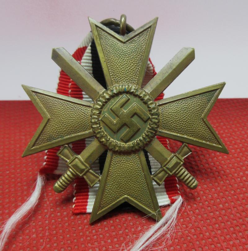2nd CLASS WAR MERIT CROSS maker marked