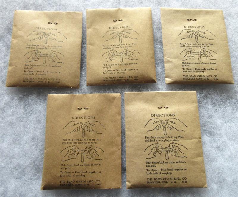 WW2 U.S DOG TAGS in ISSUE PACKETS